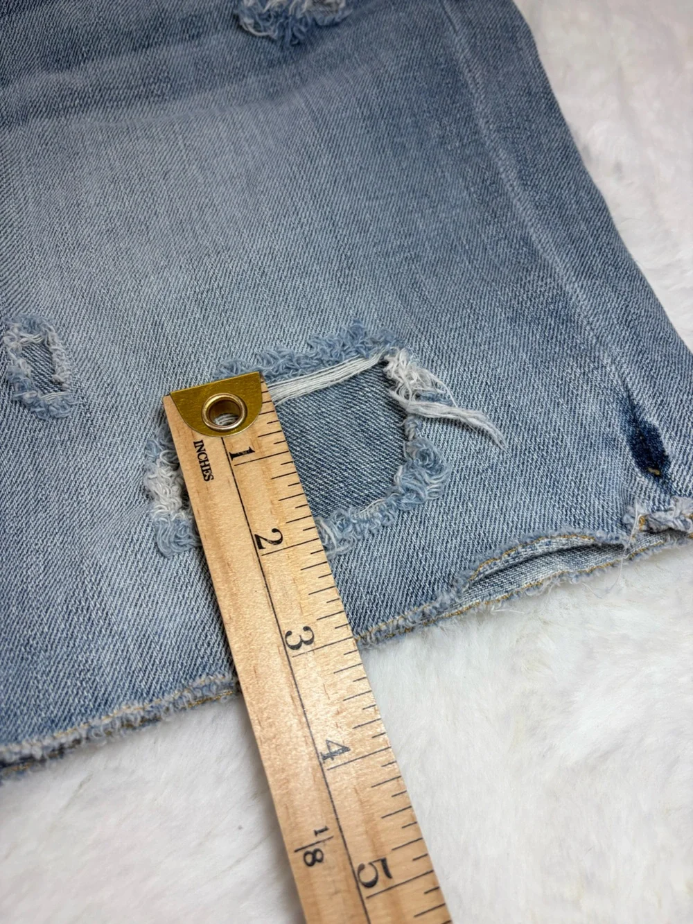 Mossimo Denim Boyfriend Shorts Distressed HighRise 100%Cotton Women’s Size 14/32